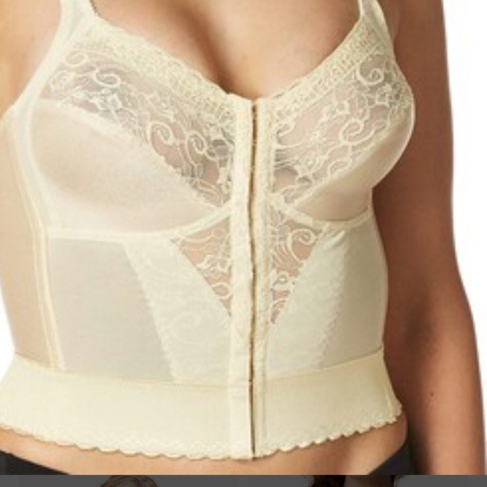 Carnival women’s front closure longline lace soft cup wire free bra